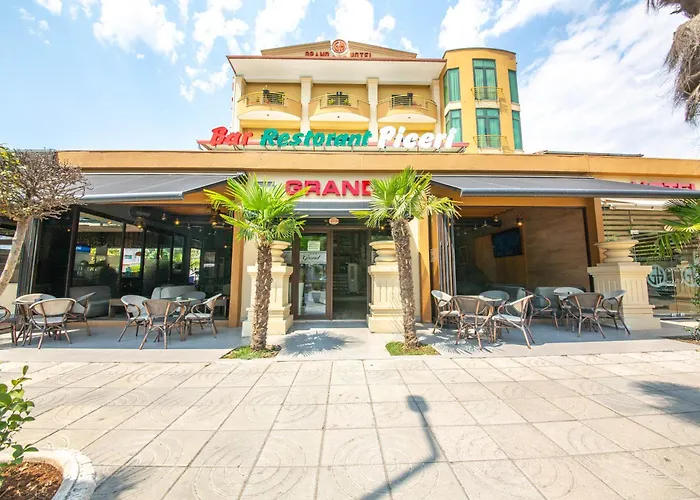 Grand Hotel