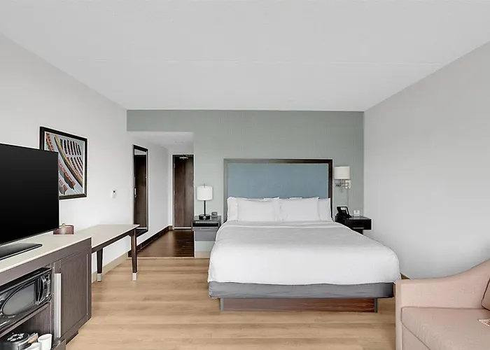 Hampton Inn & Suites By Hilton Toronto Markham