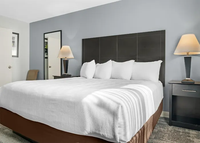 Best Western Lakewinds