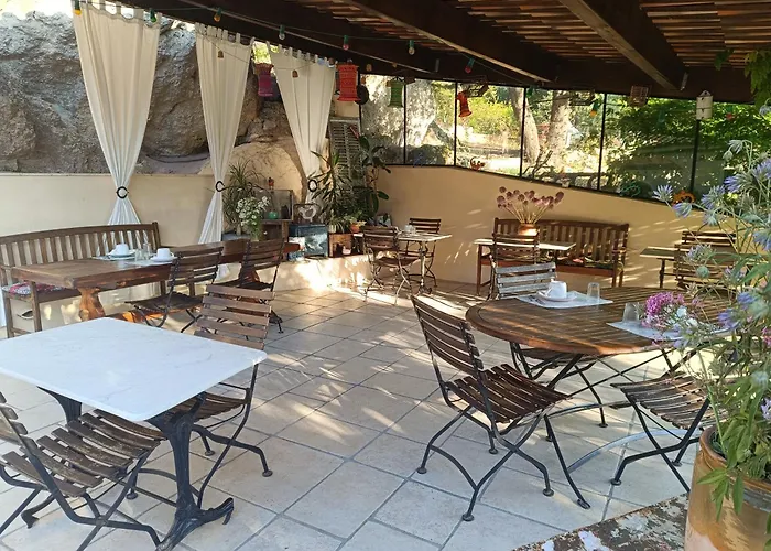 Campagne de la source St Martin B&B Cotignac
