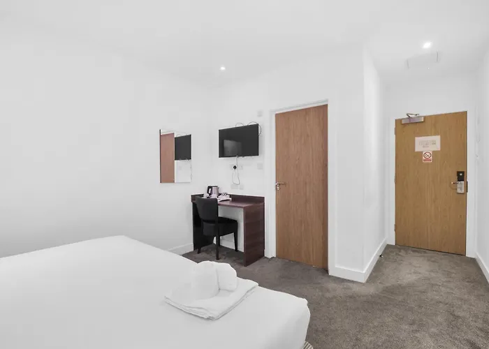 Signature Hotel London