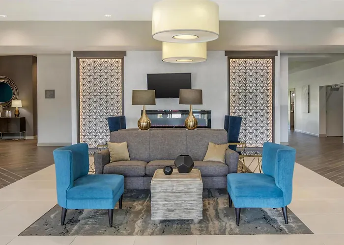 Best Western Plus Parkside Inn&Suites