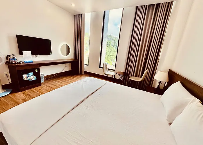 Cat Ba Swiss Hotel
