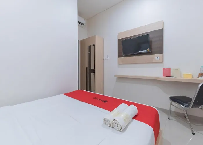 Reddoorz Near Csb Mall Cirebon