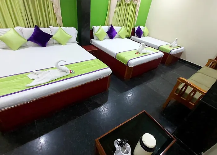 Hotel Knr Grand