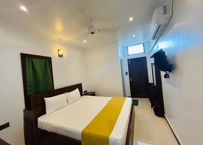 Jaffna City Palace Hotel