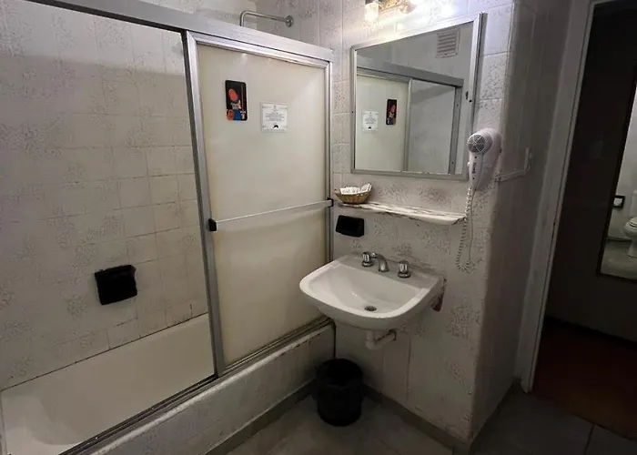 Ahm Hotel
