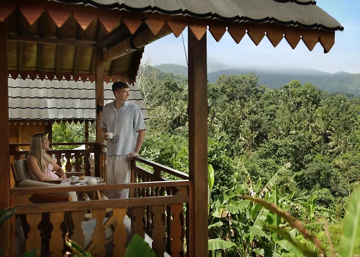 Devani Resort Sidemen