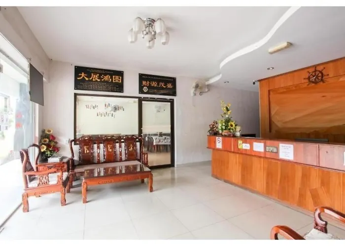 Hs Hotel Siswa Near Utar