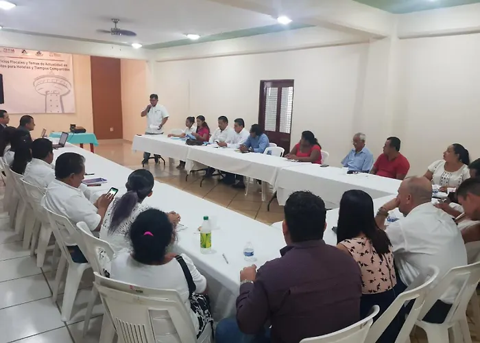 Hotel Real Monrey Zihuatanejo