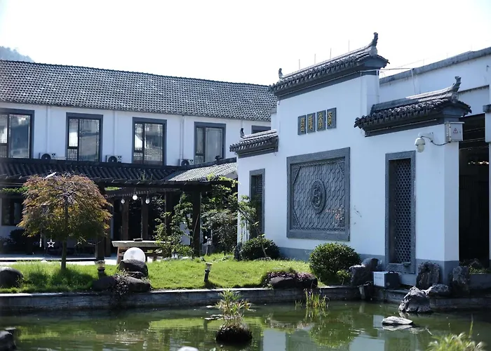 Jinyun Maixiang Hidden Villa