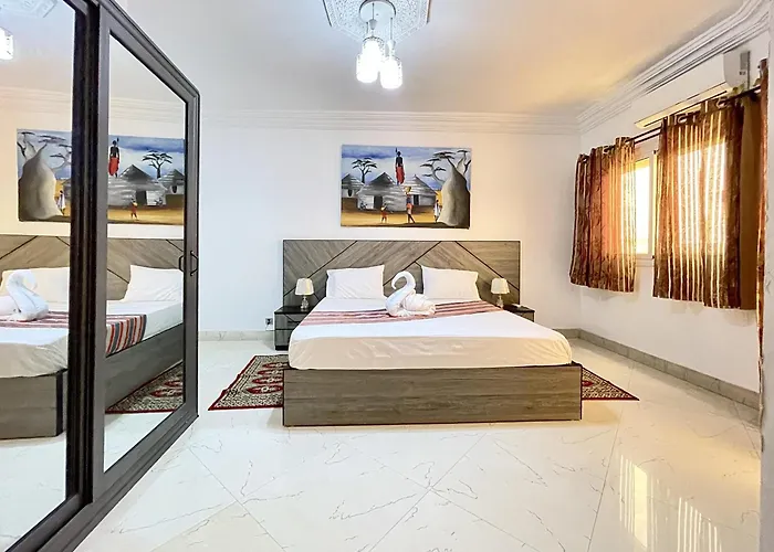 Touraco Suite Hotel Business