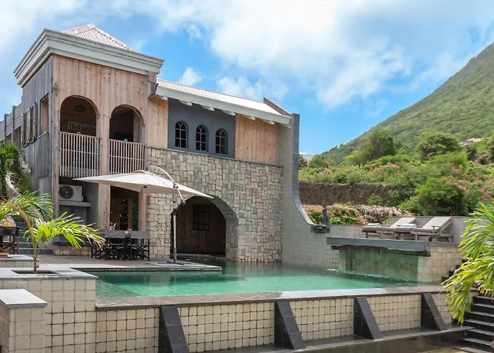 Whale Tails Island Suites & Villas