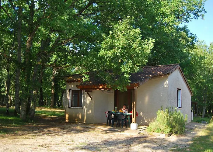 Lagrange Grand Bleu Vacances - Residence Les Ségalières Gramat