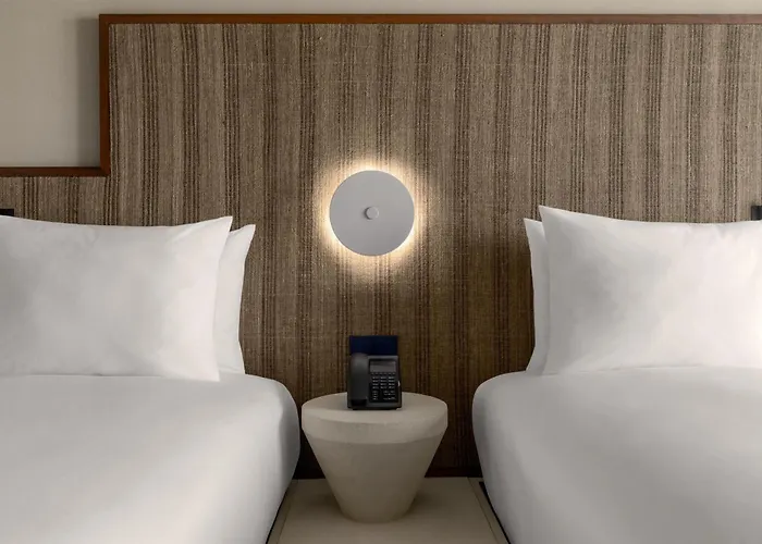 Amarello Hotel Praia Santo André, Tapestry Collection by Hilton