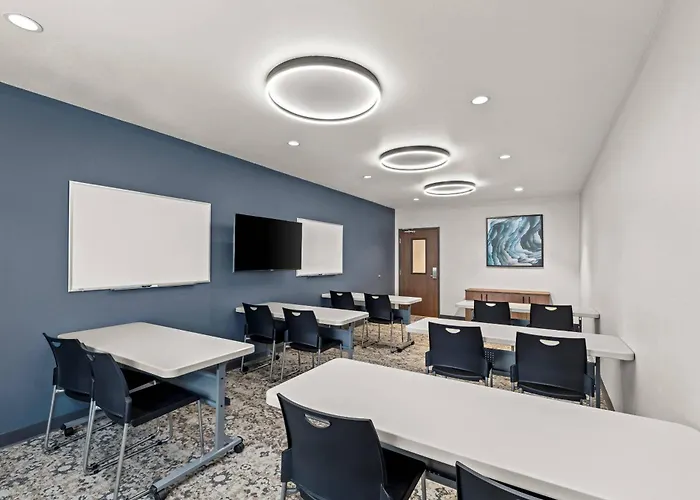 Everhome Suites Waco By Choice Hotels