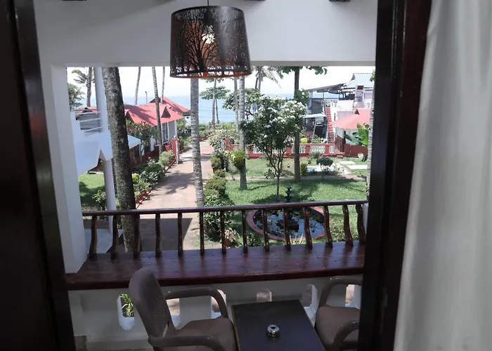 Hillview Beach Resort