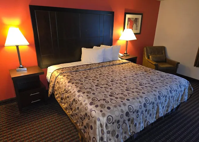 Bridgeway Inn & Suites - Portland Airport