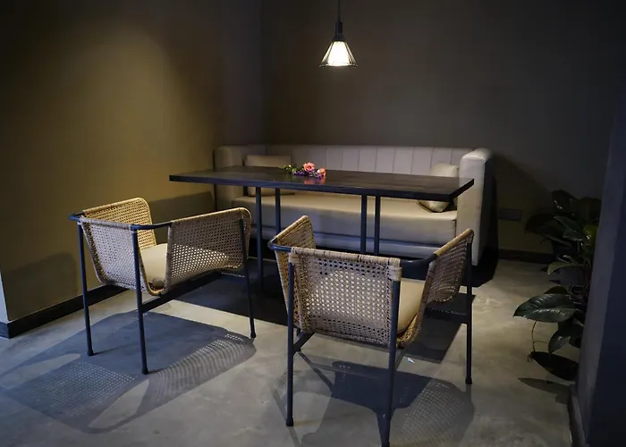 999 Lounge Wellawaya