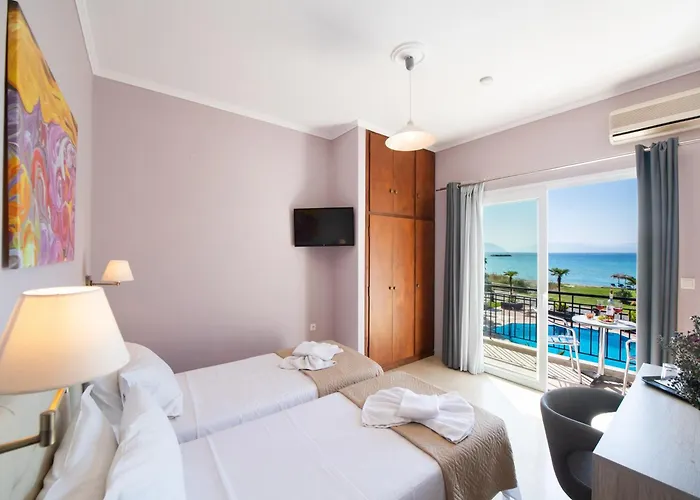 Sunwaves Beach Hotel