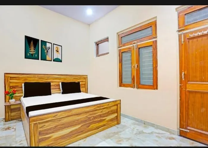 Hitech Hotel