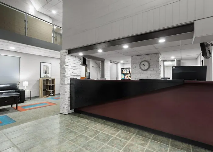Travelodge By Wyndham Grande Prairie