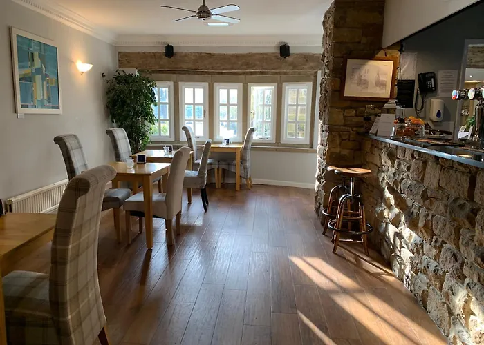 Santo'S Higham Farm Hotel