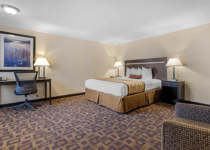 Best Western Plus Inn Of Hayward