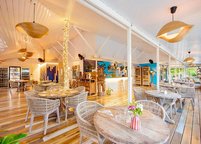 Opoa Beach Hotel
