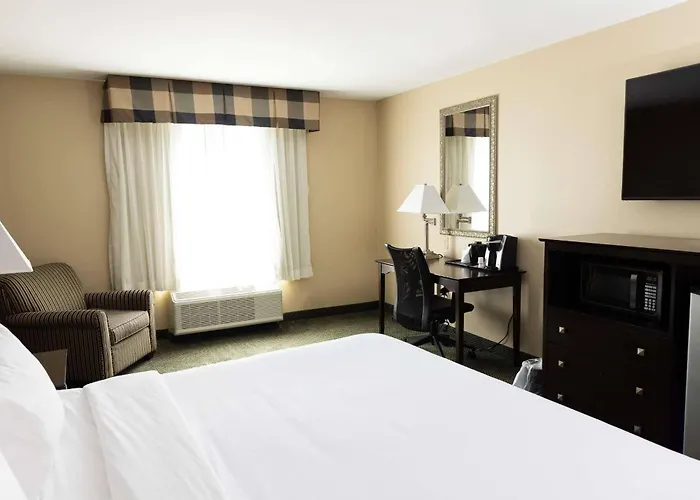 Country Inn & Suites Etown