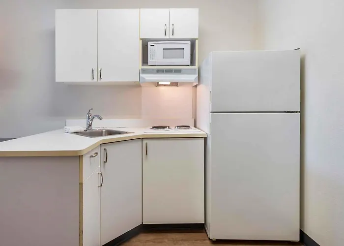 Extended Stay America Suites - Philadelphia - Plymouth Meeting - East