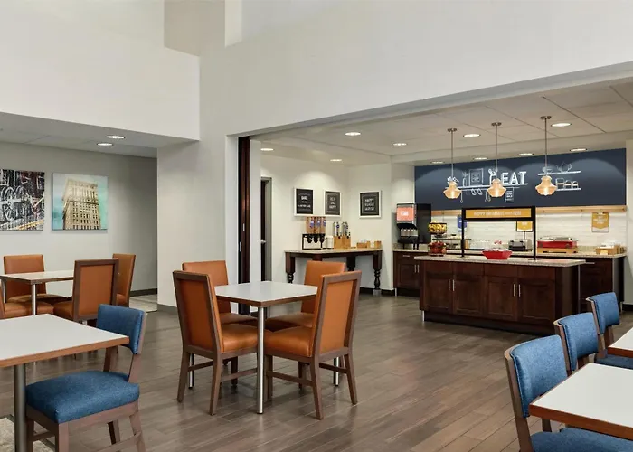 Hampton Inn & Suites - Pittsburgh/Harmarville, Pa