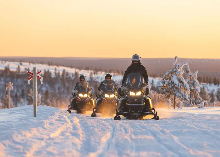 Star Arctic Hotel & Activities