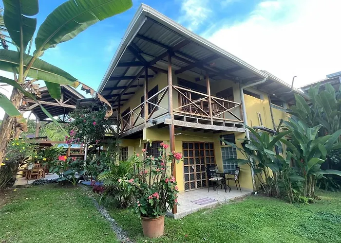Hotel Pura Vida
