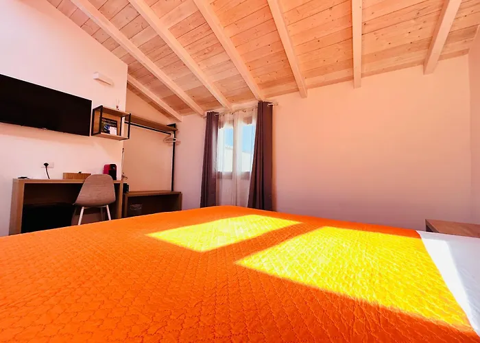 Longevity Hotel