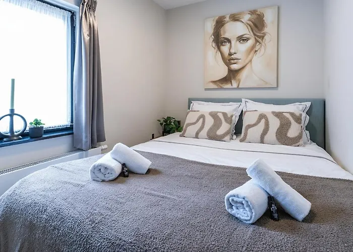 Cozy Suite With New Shower Near Popodium 013