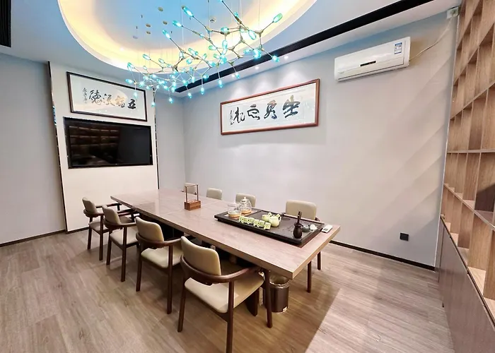 沃德酒店济南趵突泉大明湖景区店 World Hotel Jinan Baotu Spring Daming Lake Scenic Area Branch