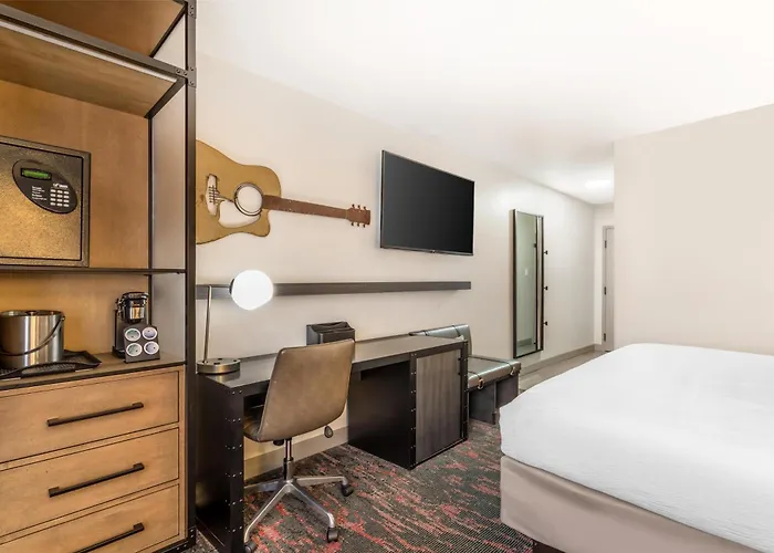 Best Western Downtown Plus Music Row