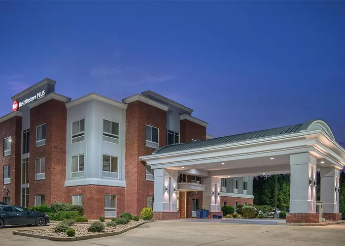 Best Western Plus Philadelphia-Choctaw Hotel And Suites