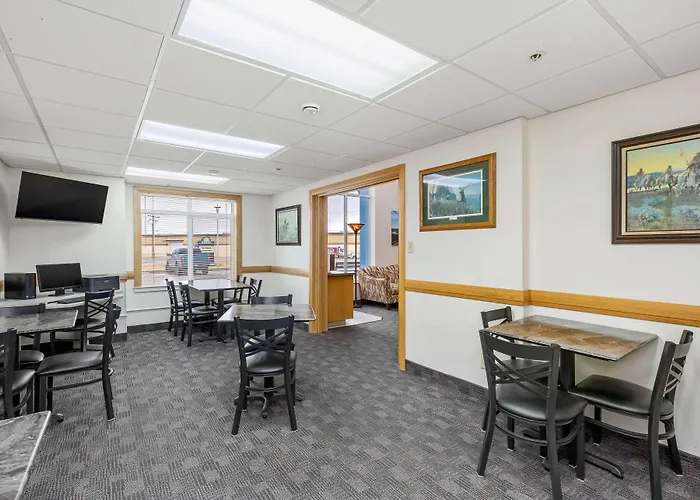 Days Inn By Wyndham Great Falls