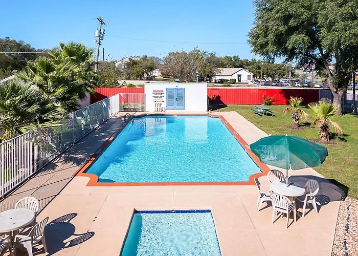 Motel 6-Round Rock, Tx