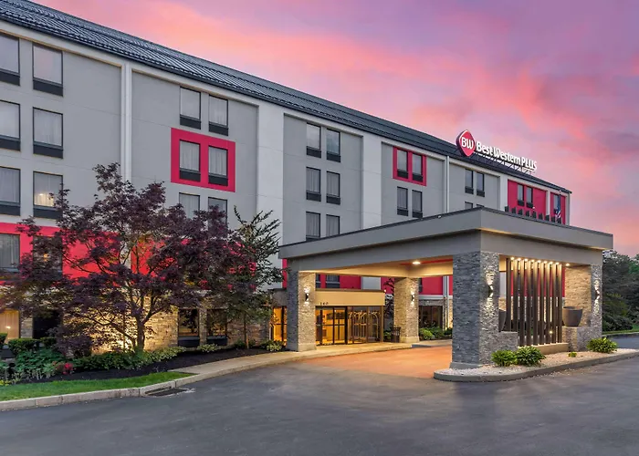Best Western Plus Heritage Rail Inn & Suites