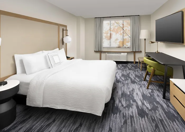 Fairfield Inn & Suites By Marriott Alexandria West/Mark Center