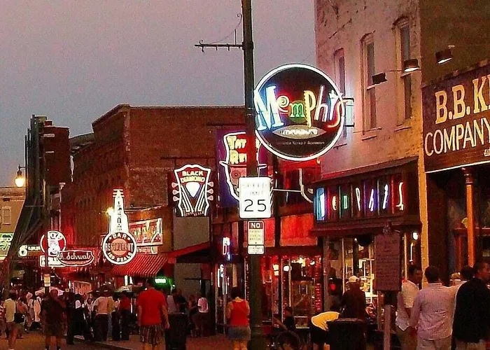 Memphis Riverline Hotel