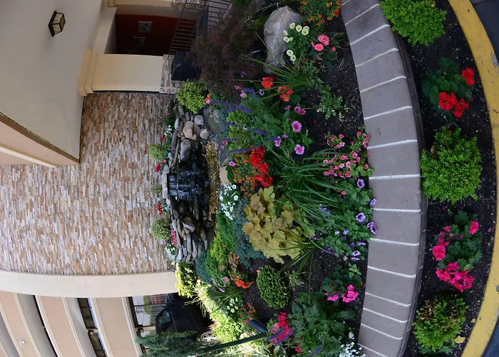 Best Western Mill River Manor
