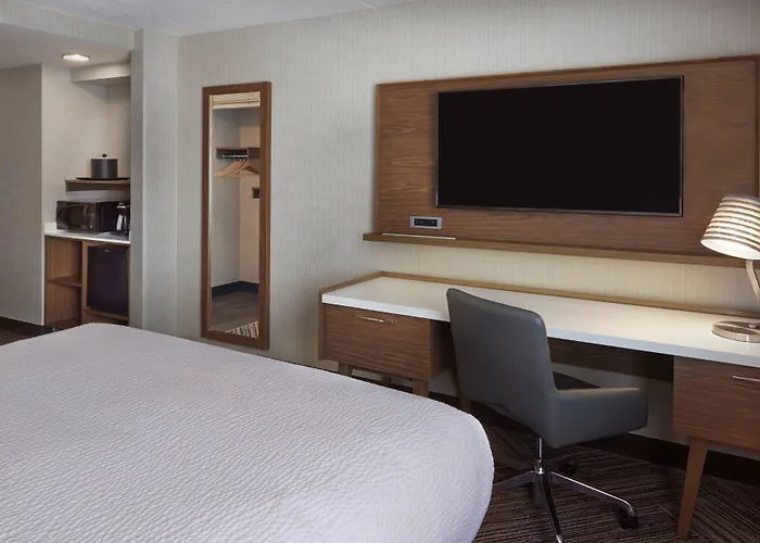 Four Points By Sheraton Hamilton - Stoney Creek
