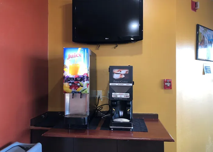 Days Inn By Wyndham Henrietta/Rochester Area