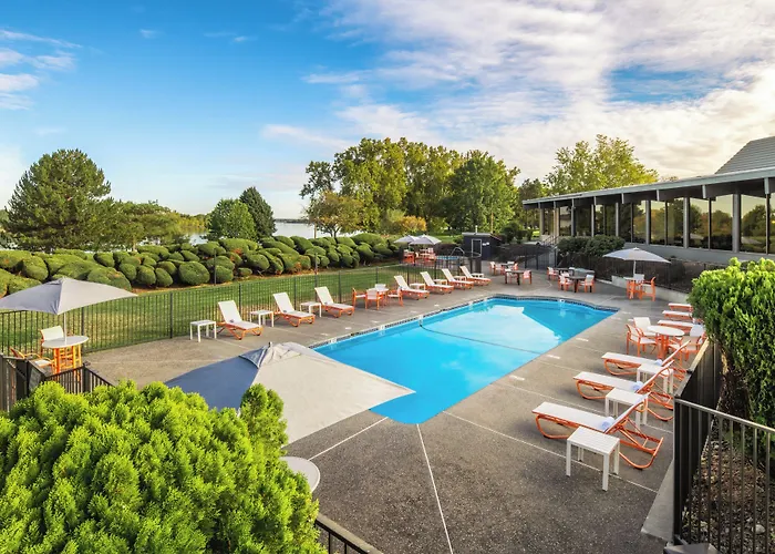 Holiday Inn Richland On The River By Ihg