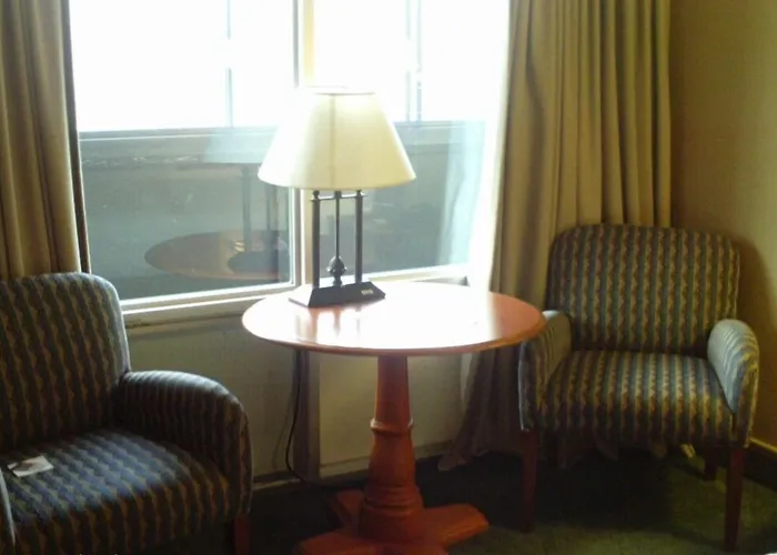 Newburgh Inn