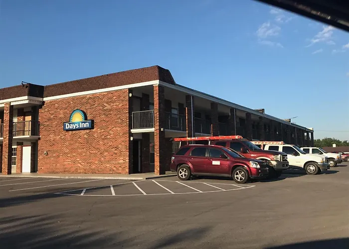 Days Inn By Wyndham Cave City